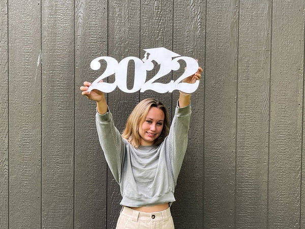 Senior 2022 sign for pictures, Graduation props for photography sessions